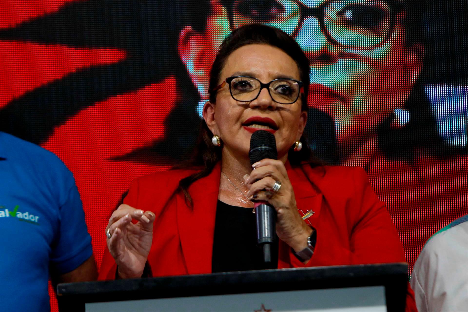 Xiomara Castro habla tras conocerse resultados parciales de las elecciones.