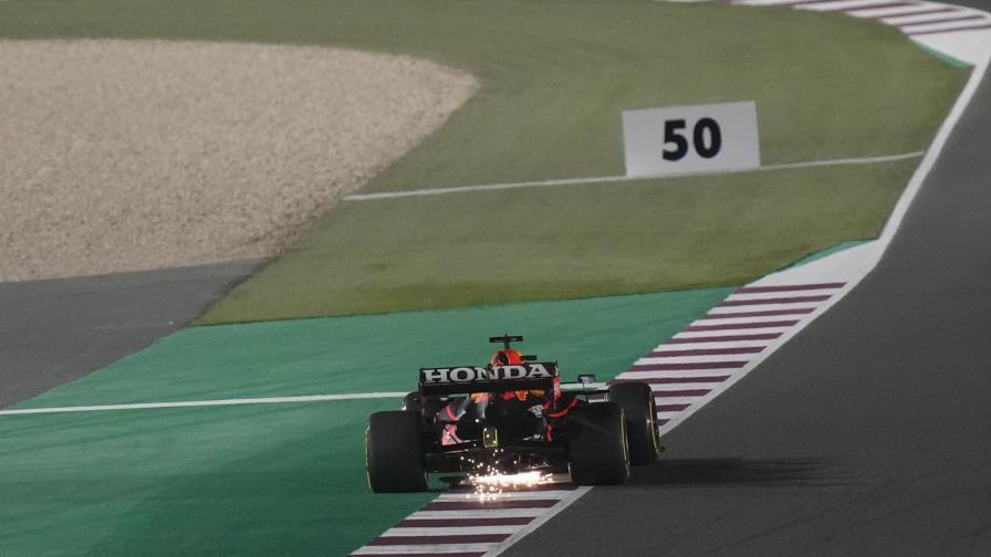 Verstappen inicia al GP de Qatar con sanción de 5 lugares
