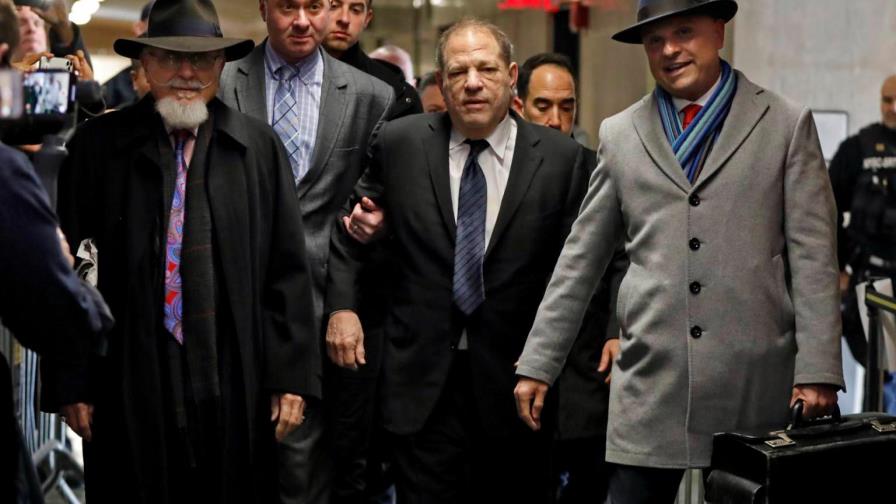 La defensa de Weinstein siembra dudas sobre las testigos revelando correos