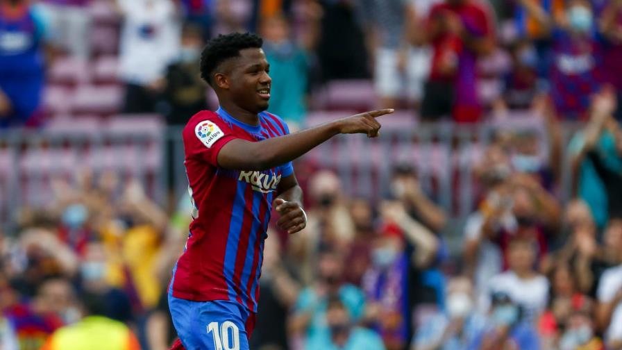 Fati anota en su regreso y el Barcelona golea 3-0 al Levante