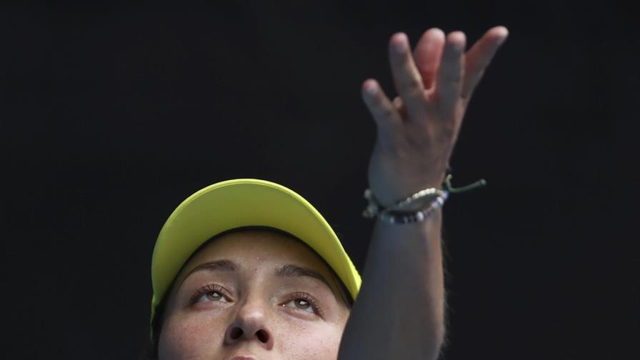 Medvedev gana en 5 sets y avanza a octavos en Australia