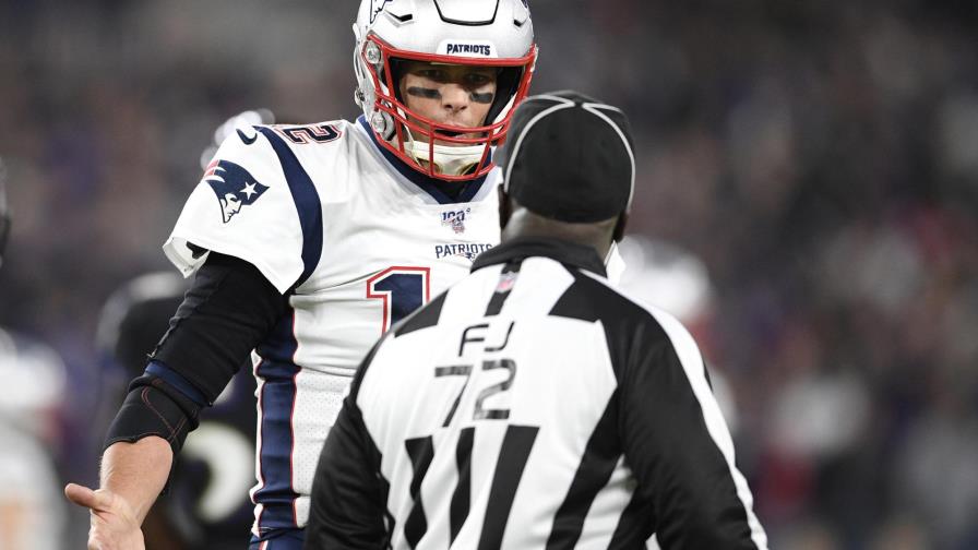 Pañuelos y faltas le dan un golpe a la NFL en su centenario Pañuelos y faltas le dan un golpe a la NFL en su centenario