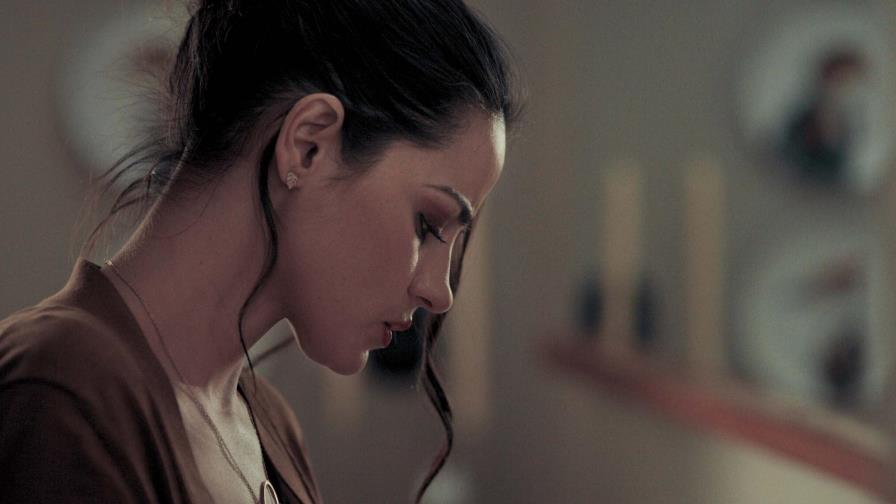 Perroni disfruta una nueva madurez con “Oscuro deseo”