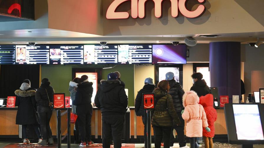 AMC planea vender acciones pero alerta de frenesí bursátil AMC planea vender acciones pero alerta de frenesí bursátil