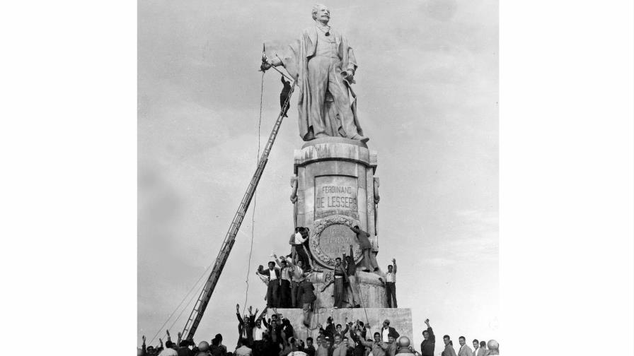 Egipto: Polémica por estatua del creador del Canal de Suez