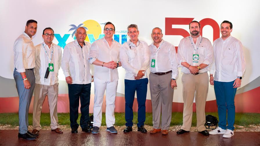 La Colonial ofrece cóctel a participantes en el congreso de Cadoar La Colonial ofrece cóctel a participantes en el congreso de Cadoar