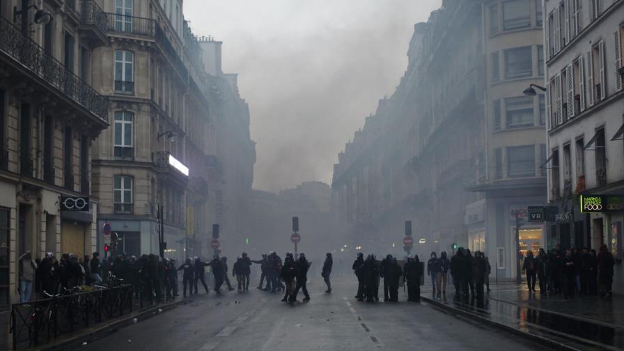 Francia: Sindicatos resisten acuerdo sobre jubilaciones