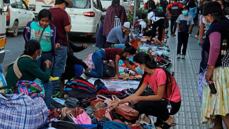 La informalidad, un mal crónico que creció en América Latina con la pandemia La informalidad, un mal crónico que creció en América Latina con la pandemia