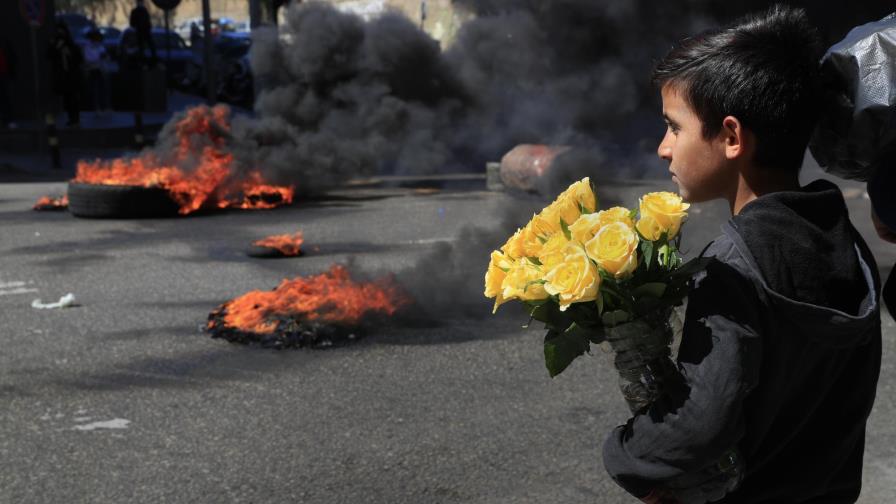 Manifestantes regresan a las calles de la capital del Líbano