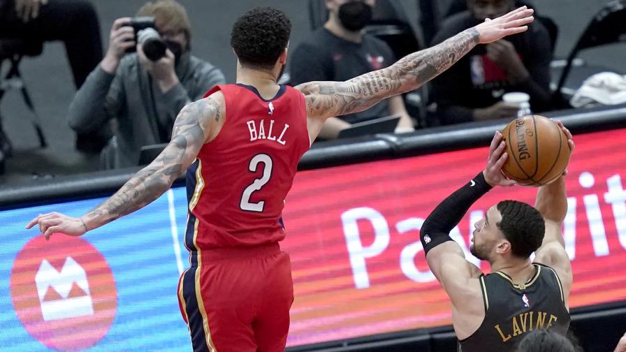 LaVine anota 46 puntos; Bulls derrotan a Pelicans