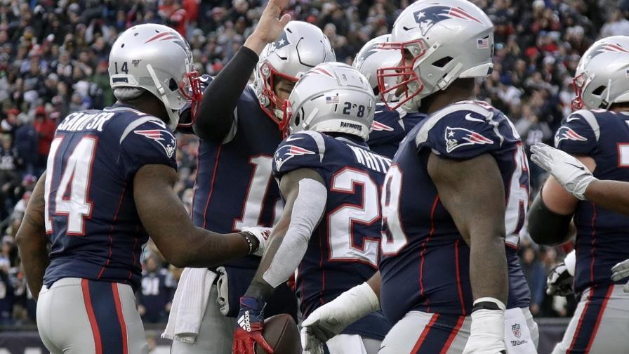 Pats buscan olvidarse de tropiezo y concentrarse en Titans Pats buscan olvidarse de tropiezo y concentrarse en Titans