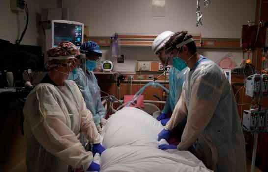 Dos hospitales de Santo Domingo sin disponibilidad en UCI para pacientes COVID-19
