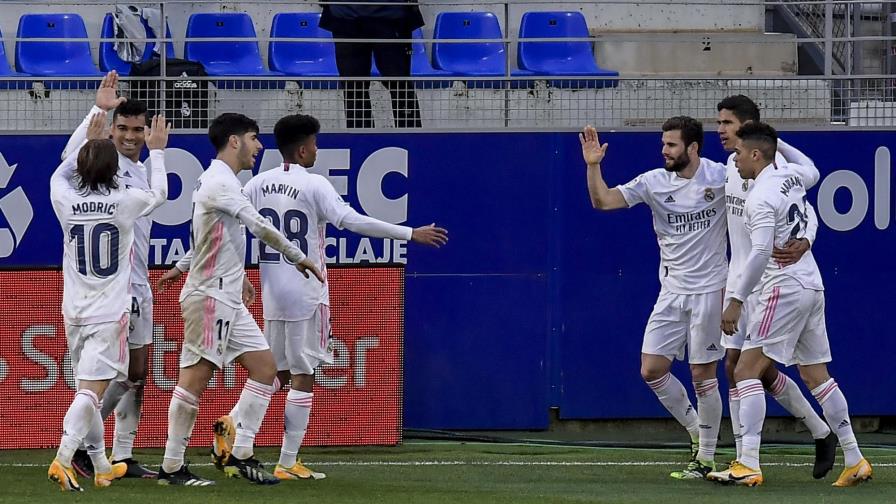 Varane salva de un naufragio al Real Madrid en La Liga