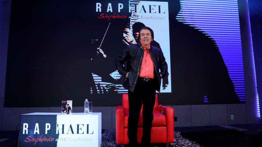Raphael: El público no tiene que decirme nada porque yo ya sé lo que quiere