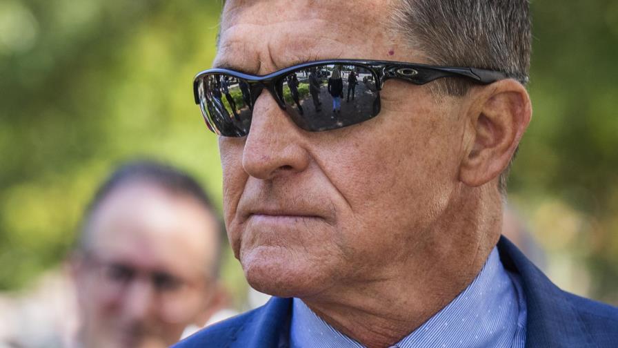 FBI ordena revisión interna de pesquisa sobre Flynn
