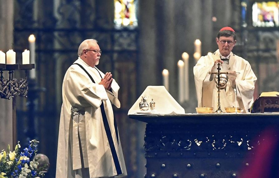 Critican a arzobispo alemán por informe sobre abuso sexual