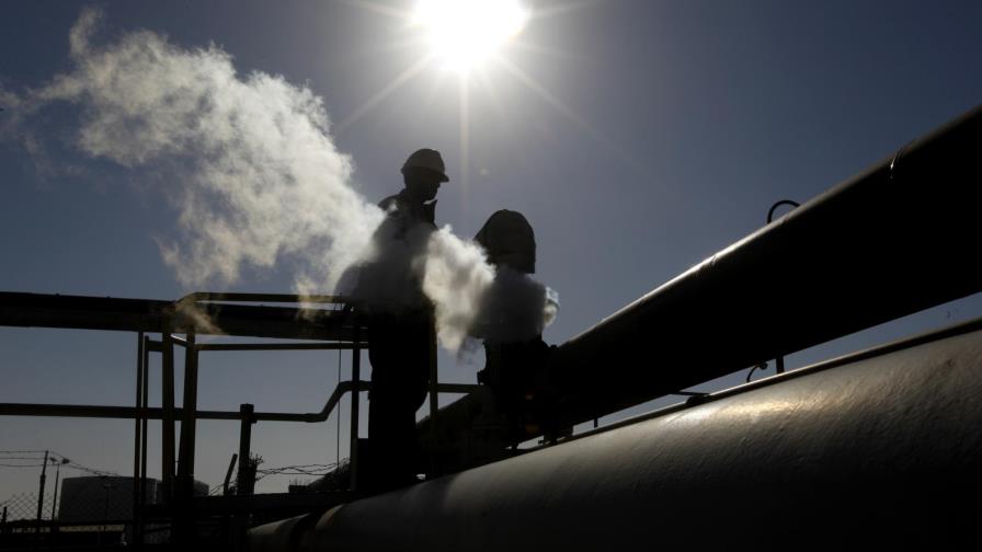 EEUU pide reanudación de la producción petrolera de Libia