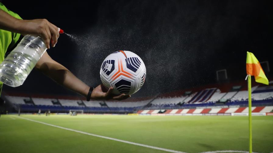 Uruguay recibirá 50.000 vacunas para fútbol sudamericano Uruguay recibirá 50.000 vacunas para fútbol sudamericano