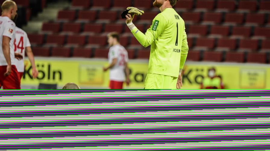 Animales de peluche no traen suerte al Colonia ante Leipzig
