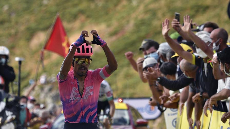 Colombiano Martínez conquista 13ra etapa del Tour de Francia