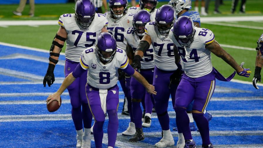 Cousins logra tres pases de anotación; Vikings vencen a Lions