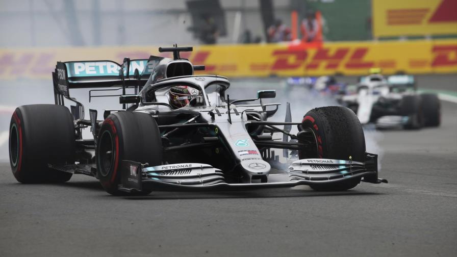 F1: Vettel y Ferrari marcan el paso en prácticas de México