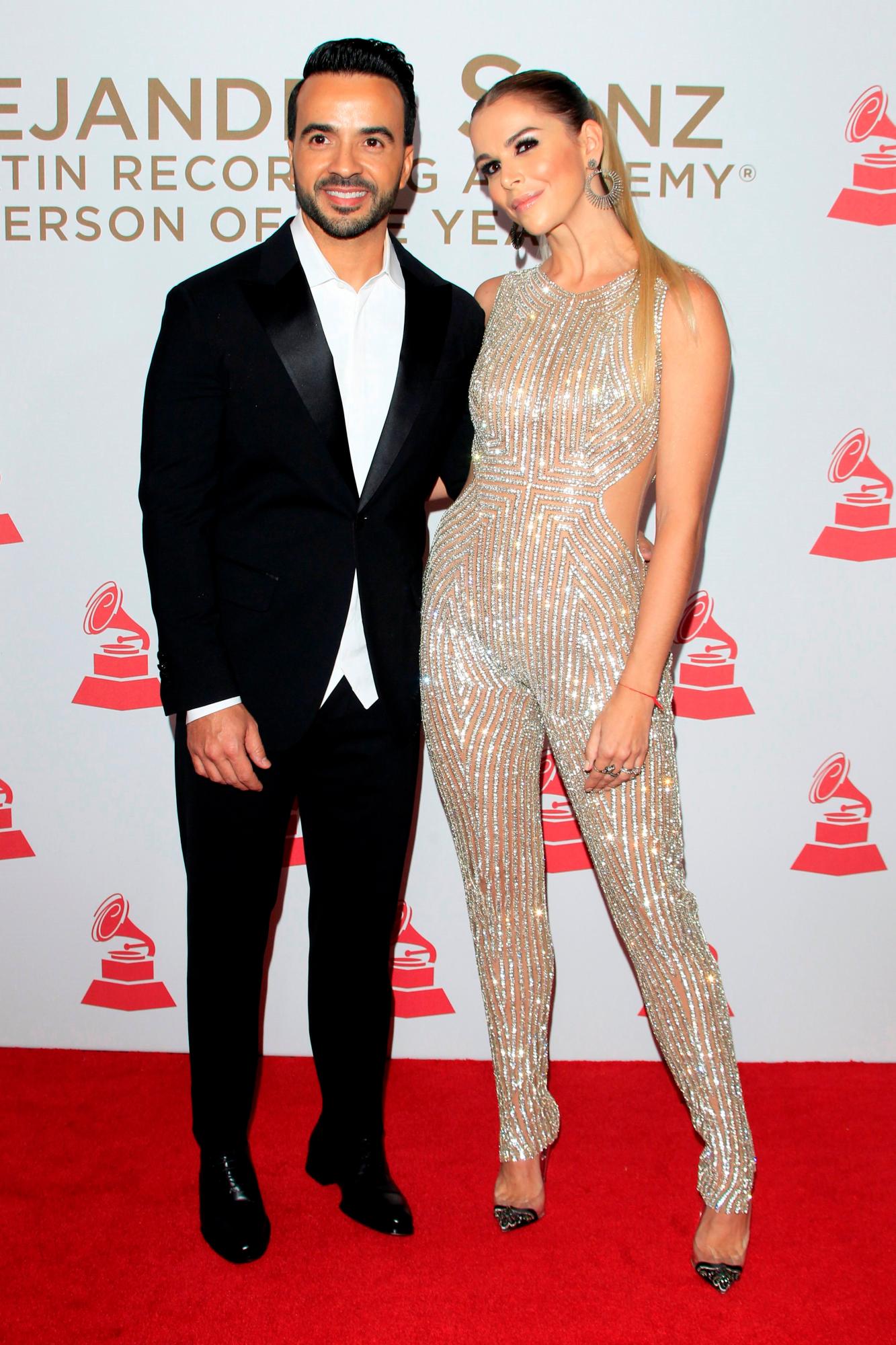 El cantante portorriqueño Luis Fonsi y su pareja, Águeda López.