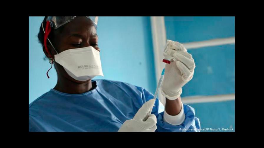 Farmacéutica inicia la fase 3 de vacuna contra el COVID-19 Farmacéutica inicia la fase 3 de vacuna contra el COVID-19