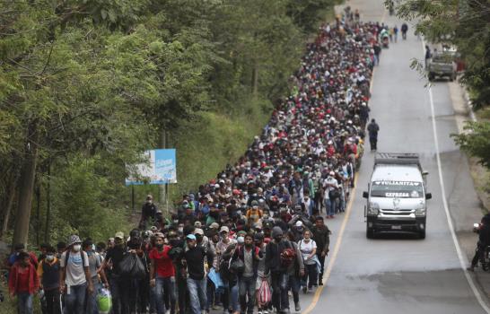 Guatemala intenta impedir paso a caravana de hondureños
