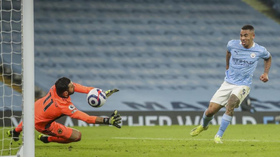City golea a Wolves y enhebra 21 victorias