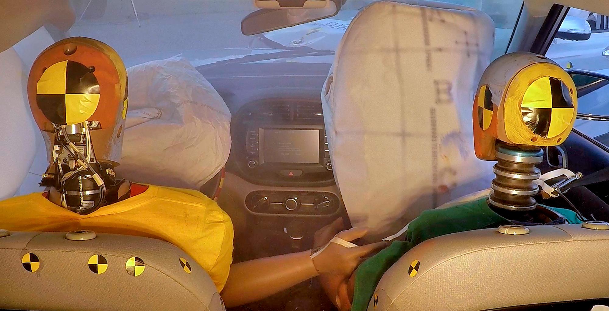 Foto cortesía de Hyundai Motor Group sobre el último airbag que han fabricado para colisiones múltiples.