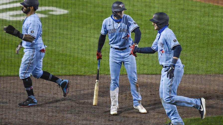 Azulejos vapulea a Yanquis con 10 carreras en la 6ta entrada