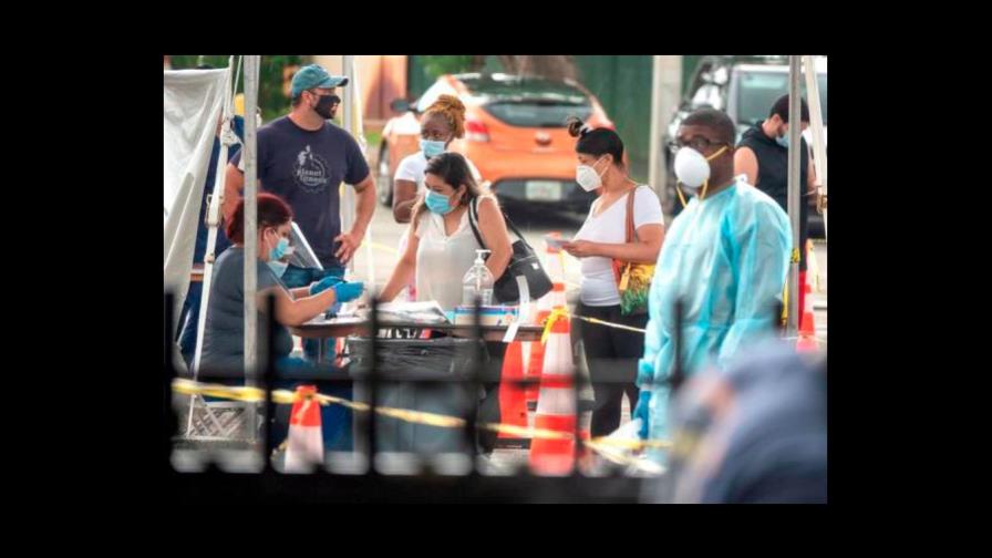 Florida baja de 9.000 contagios diarios por primera vez en casi 20 días