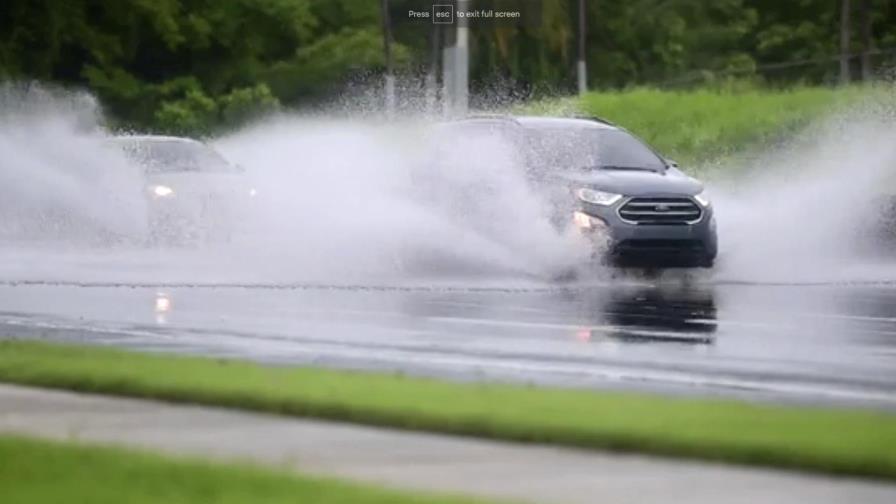 Bahamas se prepara para recibir al huracán Isaías Bahamas se prepara para recibir al huracán Isaías