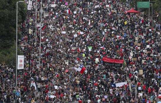 Más de un millón de personas marchan por las calles de Chile