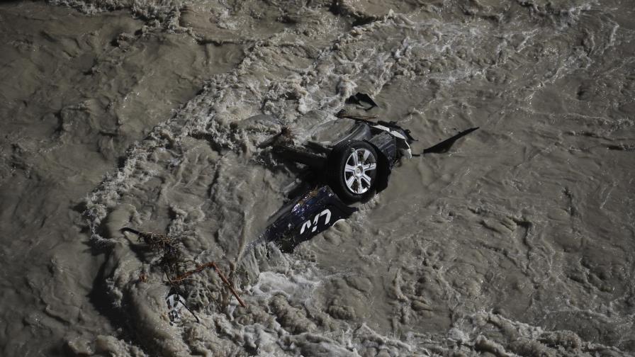 Inundaciones en Europa sacan cadáveres de cementerios