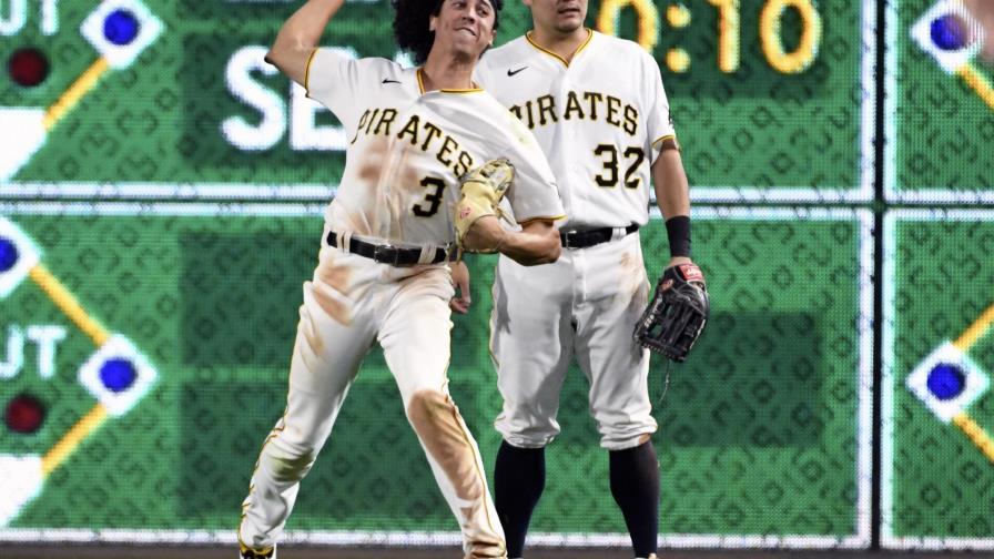 Piratas vencen 9-2 a Rojos con doble ayuda de Tucker