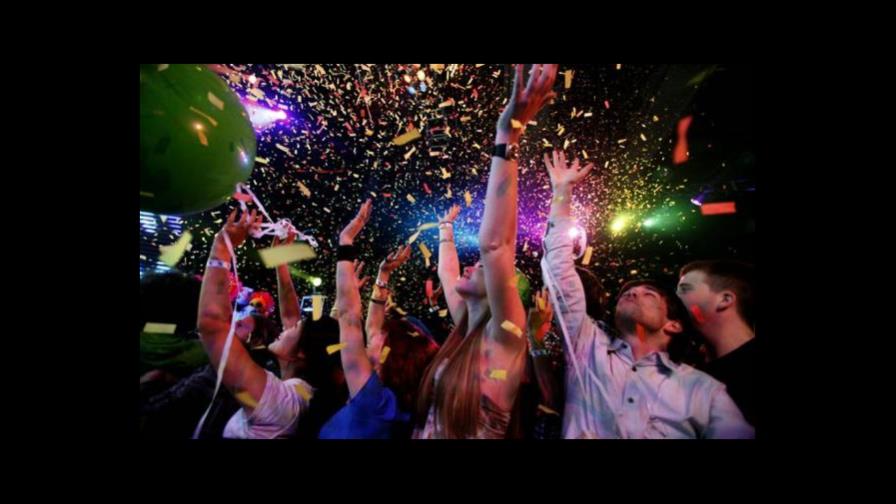 El año se va y lo despiden bailando: aquí las principales fiestas de fin de año 