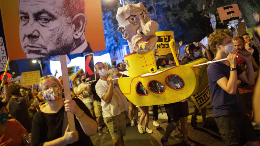 Netanyahu critica a los medios por protestas en su contra