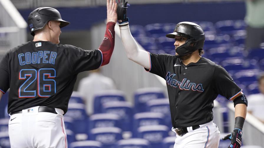 Jonrón de Schwarber no basta, Miami aplasta Nacionales 11-2 Jonrón de Schwarber no basta, Miami aplasta Nacionales 11-2