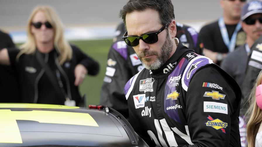 Johnson, 1er piloto de NASCAR en dar positivo de COVID-19