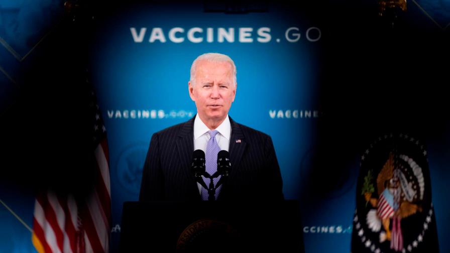 Biden ordena la vacunación obligatoria en empresas de más de 100 trabajadores