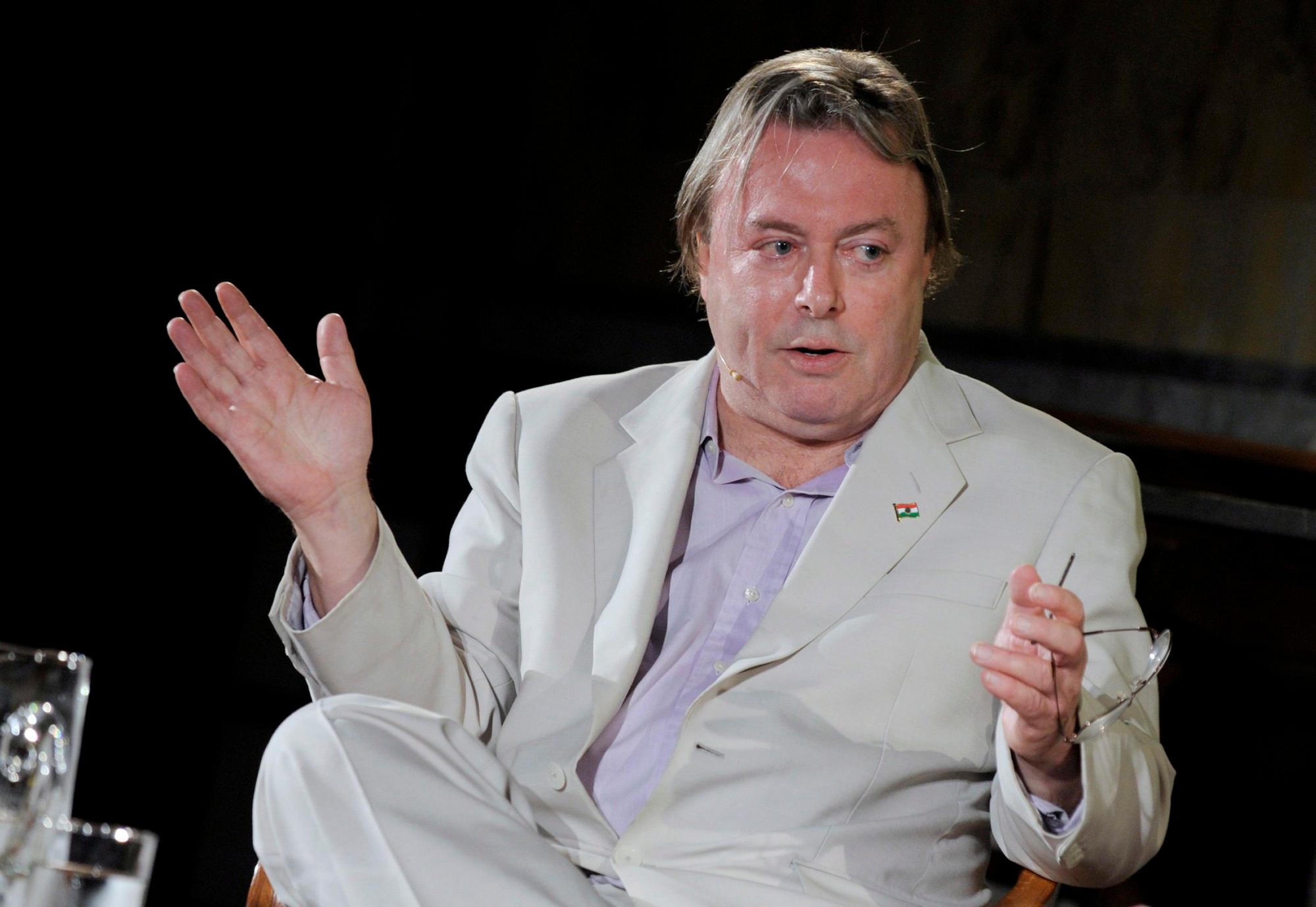 El escritor y periodista angloestadounidense Christopher Hitchens. 