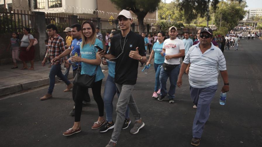 El Salvador: Intensa fricción entre Bukele y diputados