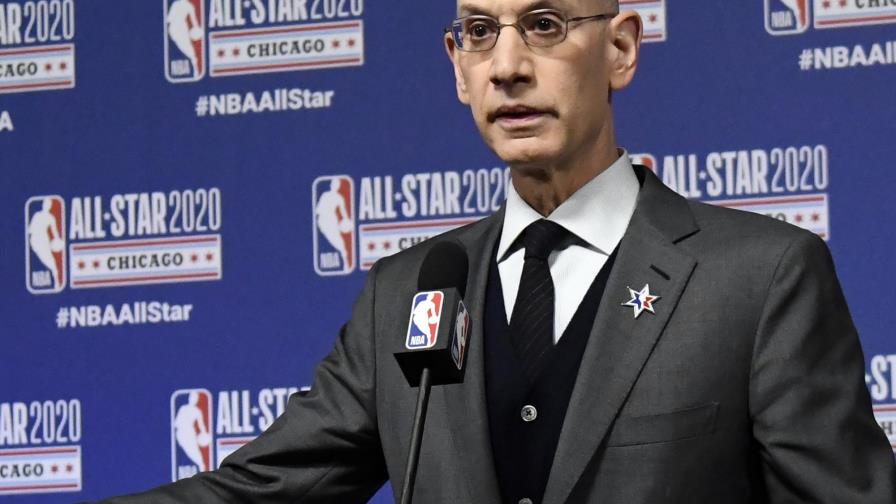 Silver dice que espera que Irving se vacune contra COVID-19 Silver dice que espera que Irving se vacune contra COVID-19