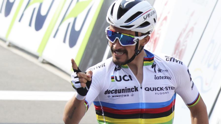 Alaphilippe y Van der Breggen reinan en la Flecha Valona