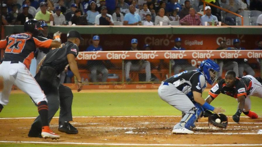 Picheo domina el partido Licey-Toros, ganado por los taurinos