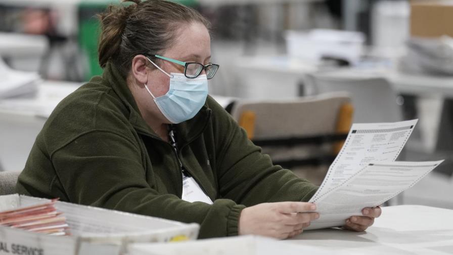 AP Explica: Estados aún en disputa en elecciones de EEUU