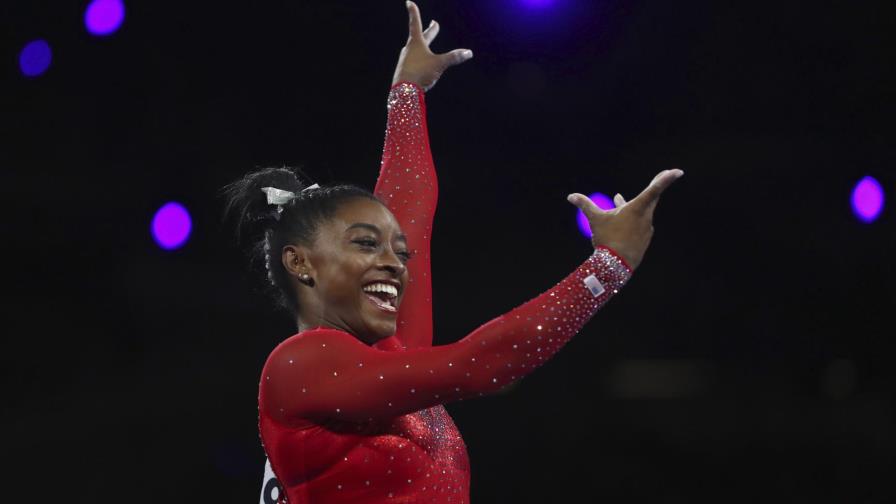 Simone Biles gana el salto e iguala récord de medallas Simone Biles gana el salto e iguala récord de medallas