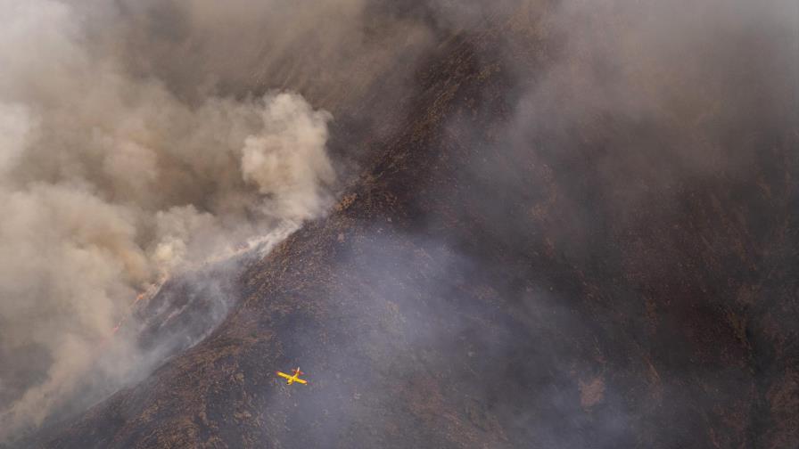 La lluvia ayuda a controlar gran incendio en sur de España
